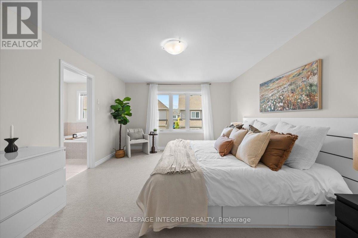 












825 INDICA STREET

,
Ottawa,




Ontario
K2S2J8

