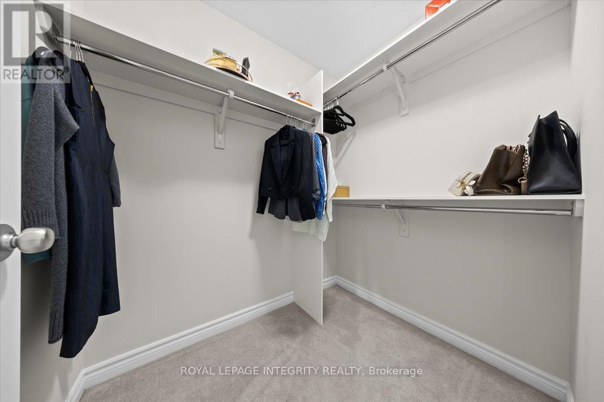 












825 INDICA STREET

,
Ottawa,




Ontario
K2S2J8

