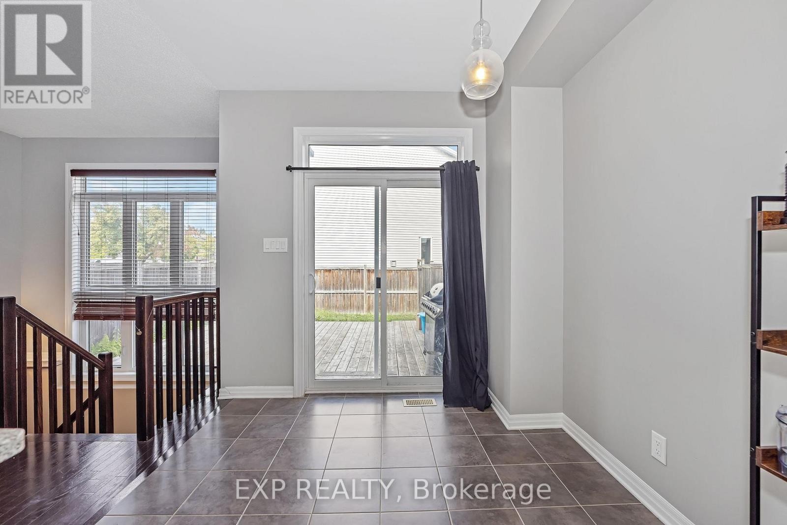 












503 KNOTRIDGE STREET N

,
Ottawa,




Ontario
K1W0A8

