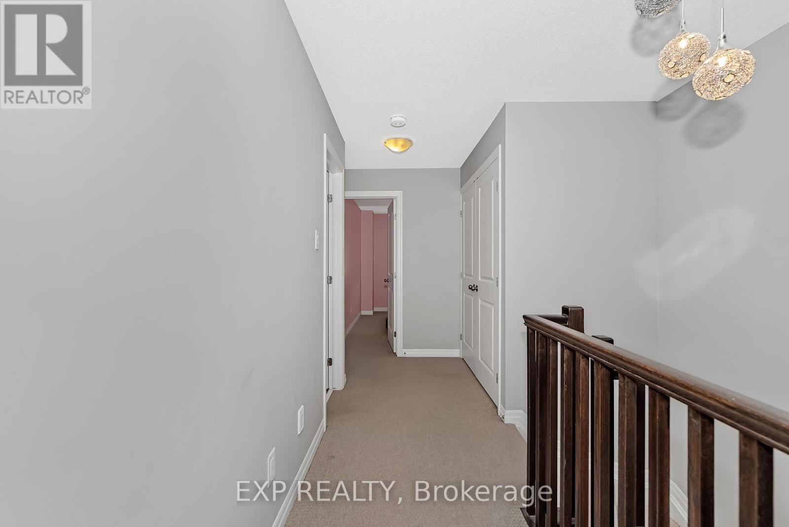 












503 KNOTRIDGE STREET N

,
Ottawa,




Ontario
K1W0A8

