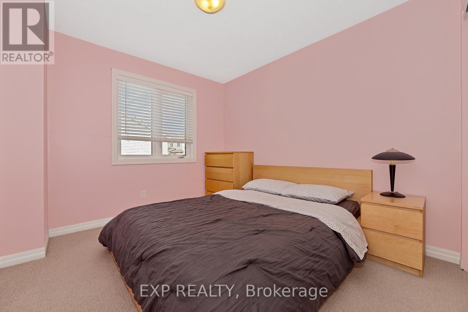 












503 KNOTRIDGE STREET N

,
Ottawa,




Ontario
K1W0A8

