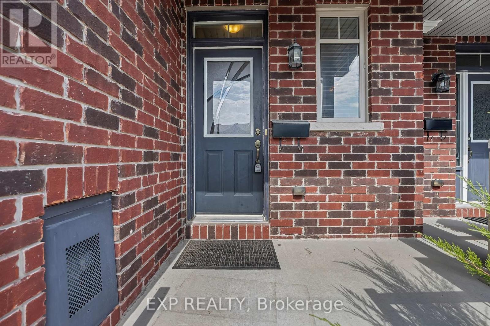 












503 KNOTRIDGE STREET N

,
Ottawa,




Ontario
K1W0A8

