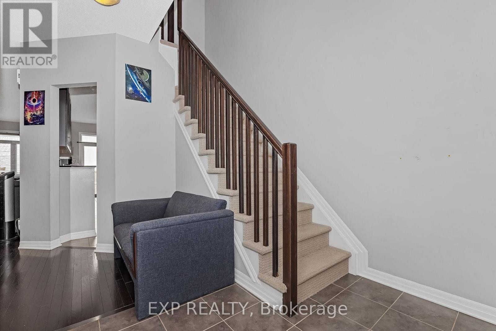 












503 KNOTRIDGE STREET N

,
Ottawa,




Ontario
K1W0A8

