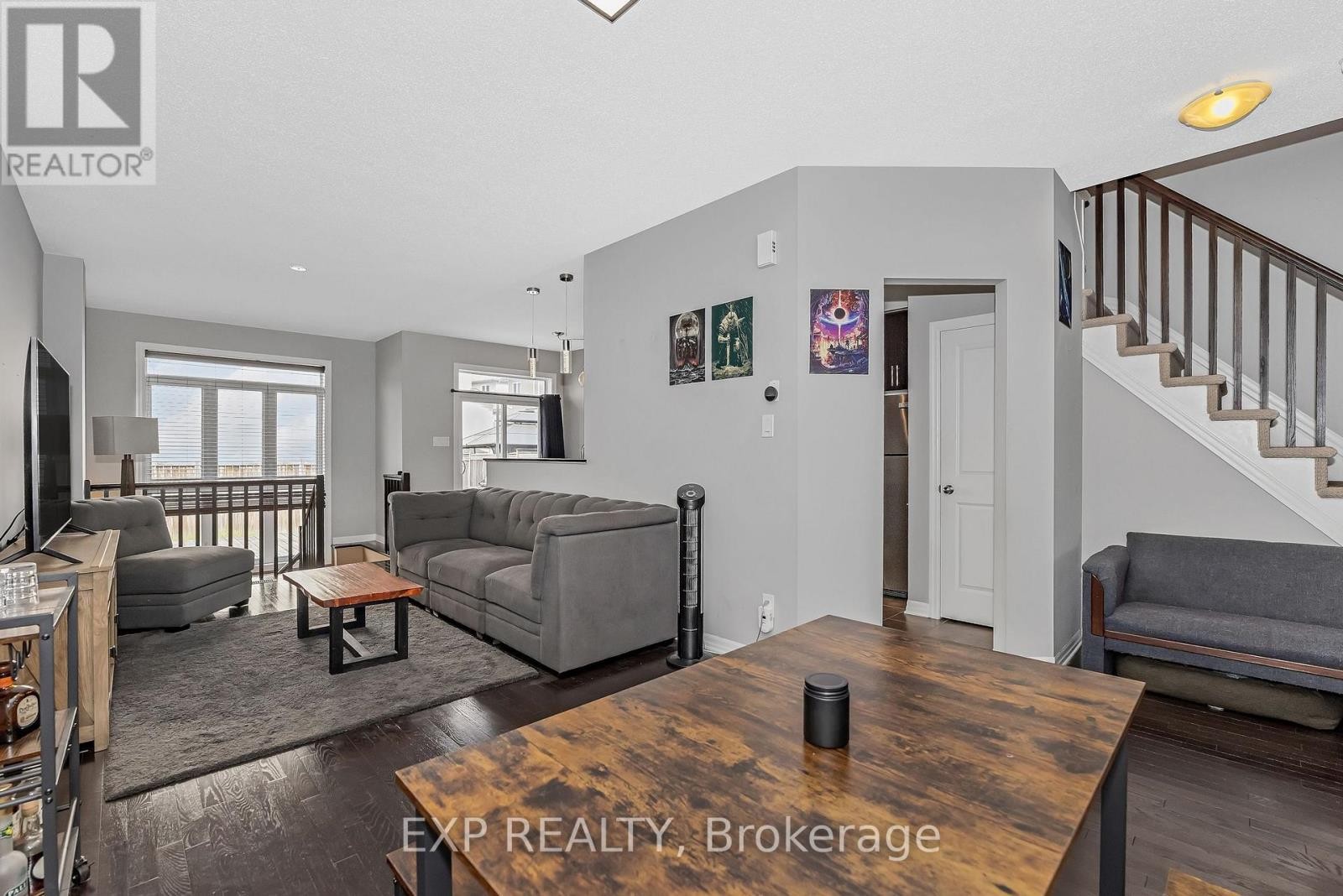 












503 KNOTRIDGE STREET N

,
Ottawa,




Ontario
K1W0A8

