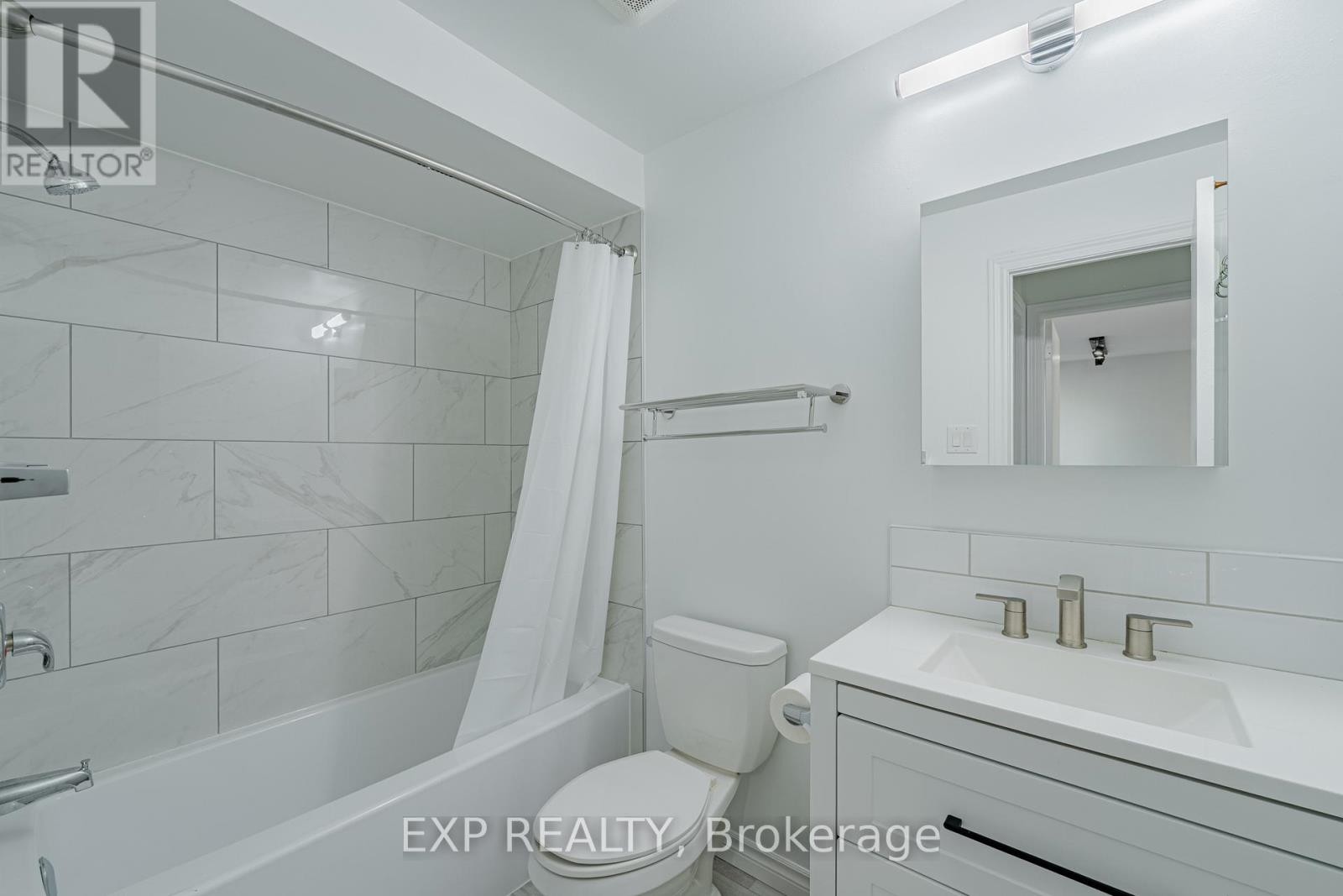 












268 WOODFIELD DRIVE

,
Ottawa,




Ontario
K2G4P2

