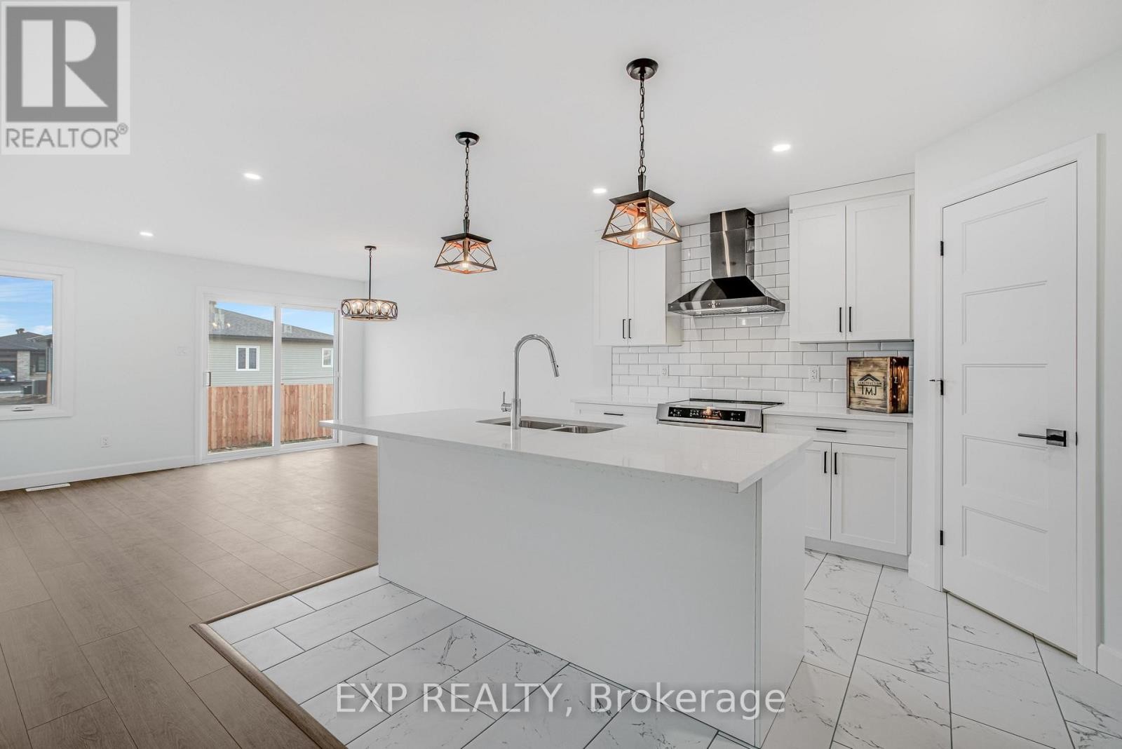 












118 LORIE STREET

,
The Nation,




Ontario
K0A2M0

