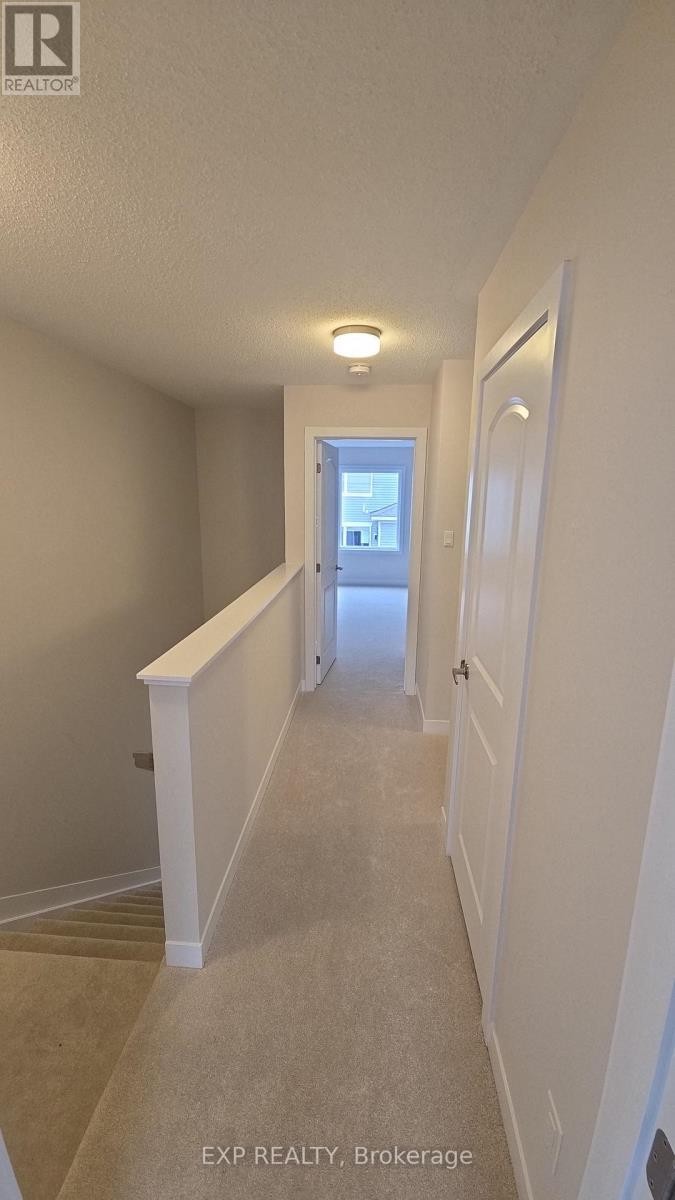 












25 PUMICE PLACE

,
Ottawa,




Ontario
K2J7H4

