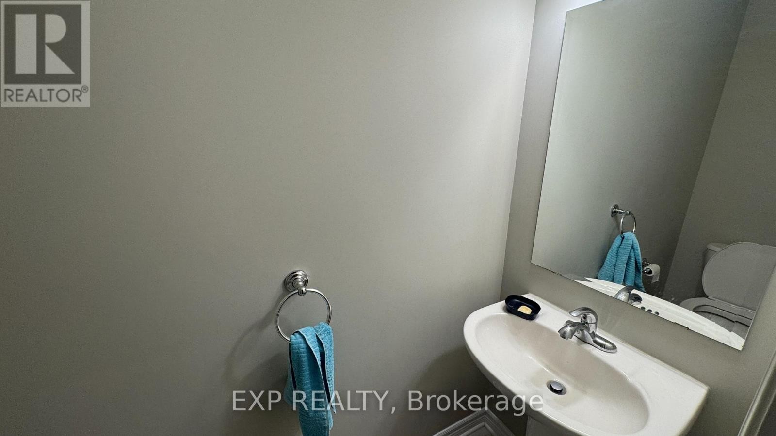 












356 TOURMALINE CRESCENT

,
Ottawa,




Ontario
K2J5X4

