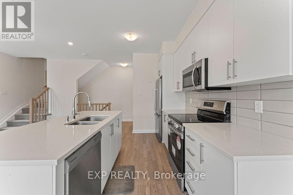 












310 RAHEEN COURT

,
Ottawa,




Ontario
K2J7C1

