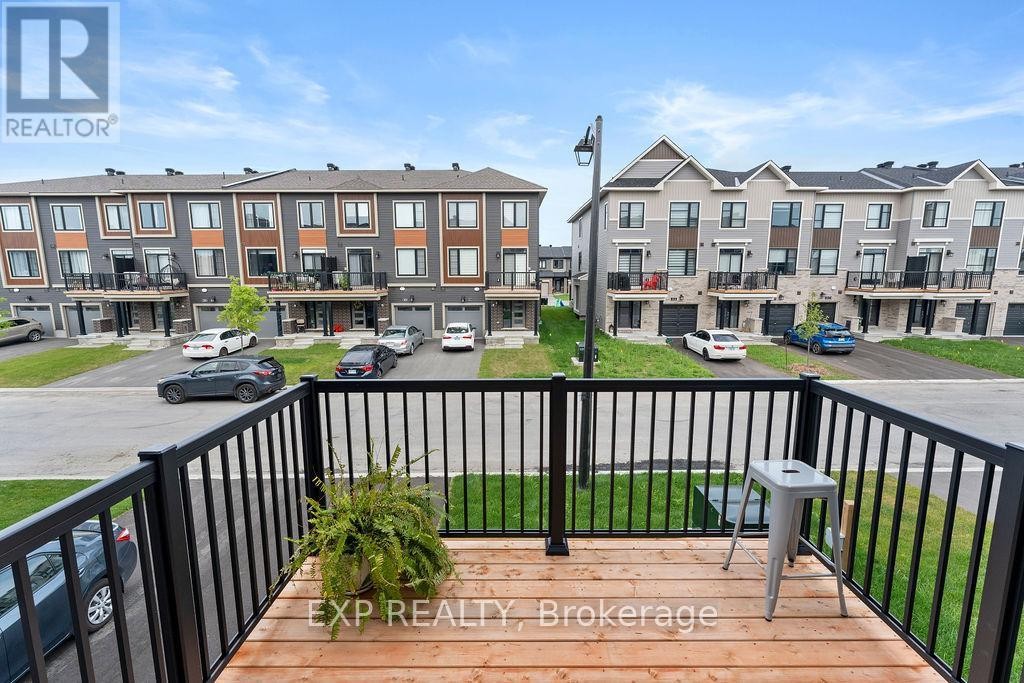 












310 RAHEEN COURT

,
Ottawa,




Ontario
K2J7C1

