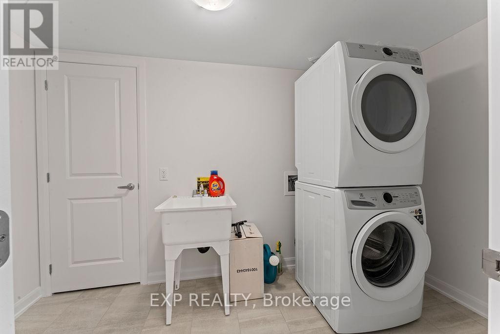 












310 RAHEEN COURT

,
Ottawa,




Ontario
K2J7C1

