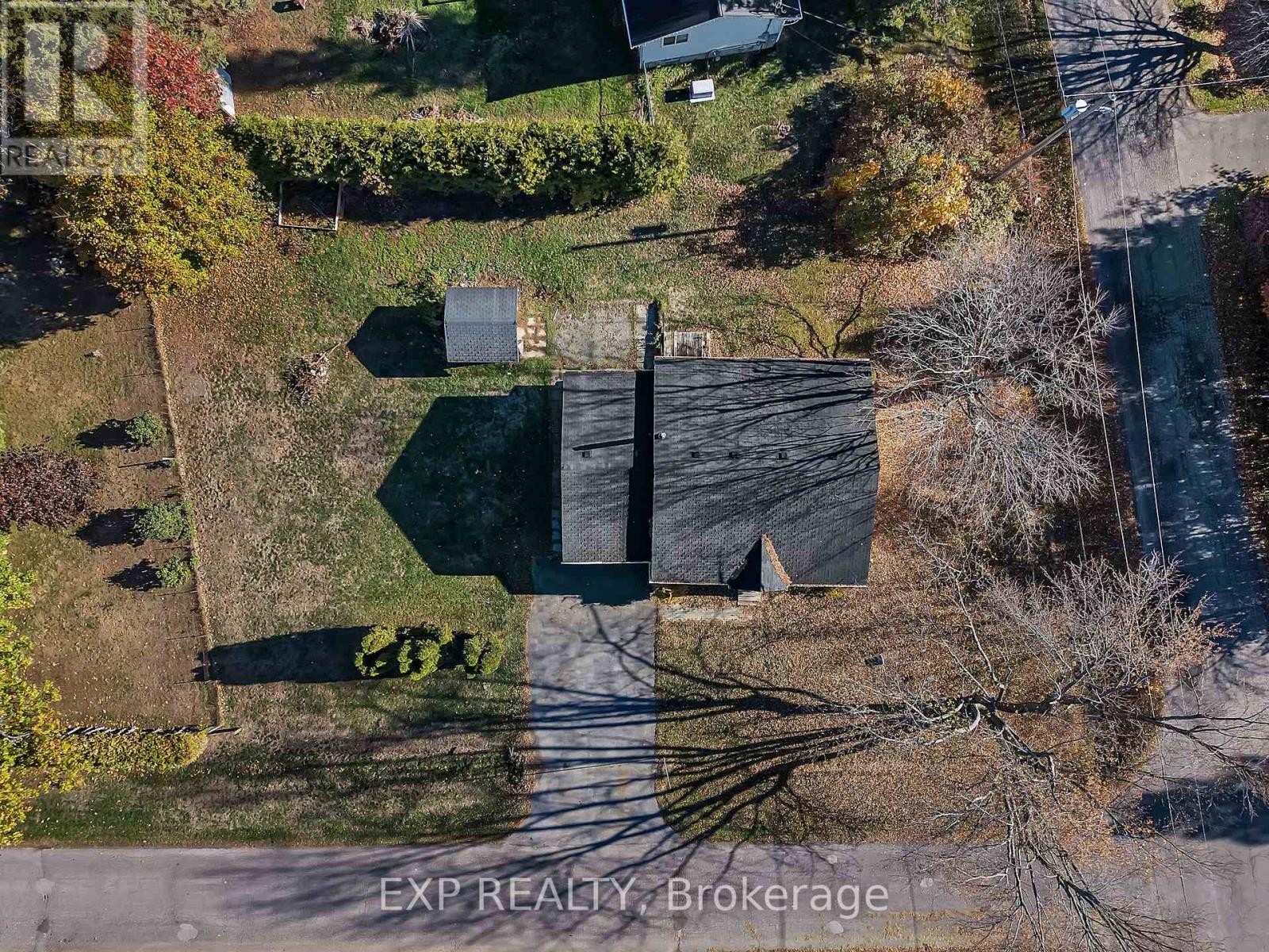 












3297 WAYNE STREET

,
Ottawa,




Ontario
K0A2W0

