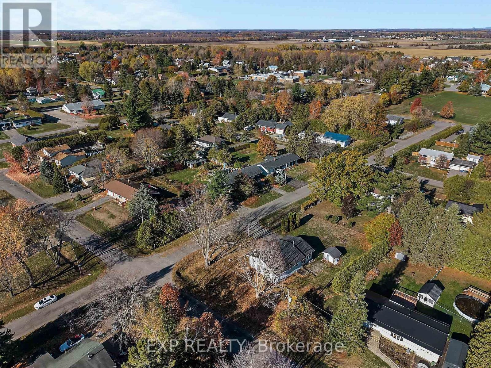 












3297 WAYNE STREET

,
Ottawa,




Ontario
K0A2W0

