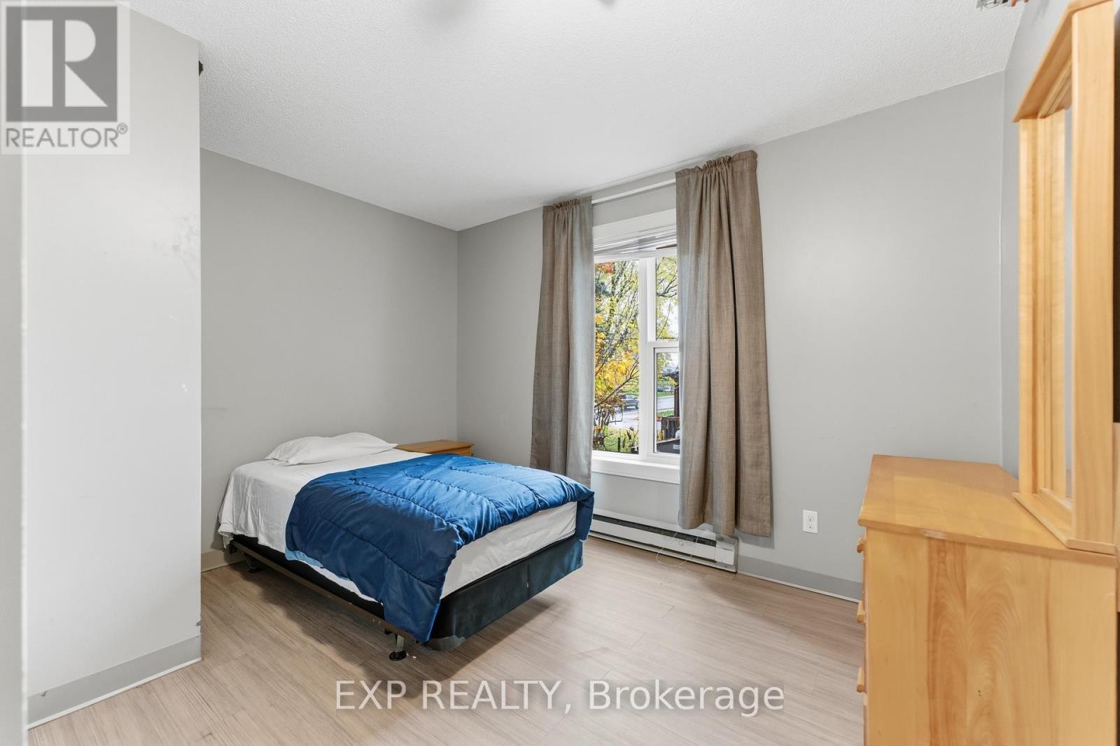 












104 - 2526 LAURIER STREET

,
Clarence-Rockland,




Ontario
K4K1B1

