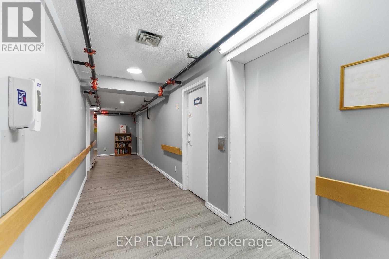 












104 - 2526 LAURIER STREET

,
Clarence-Rockland,




Ontario
K4K1B1

