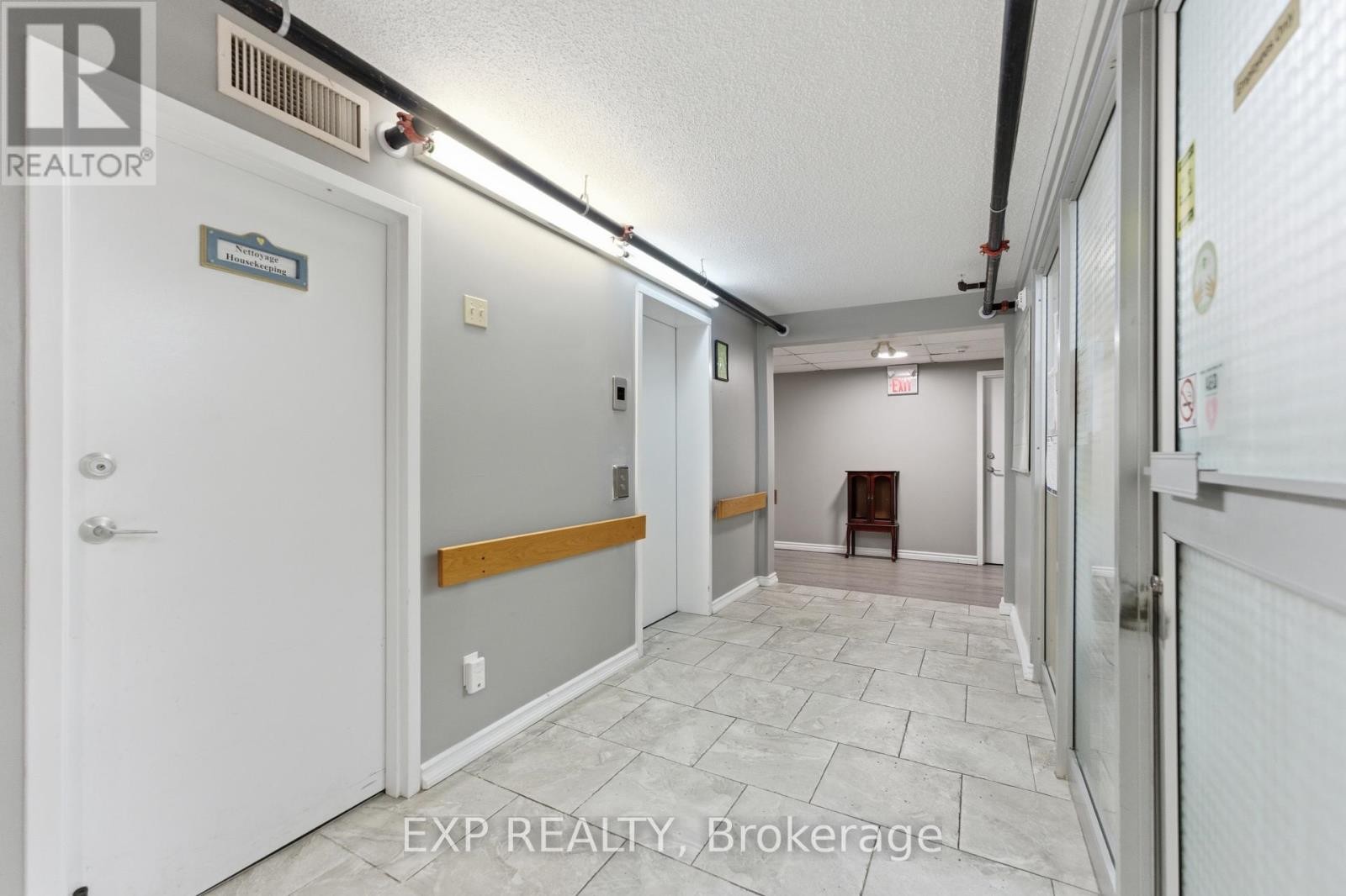 












211 - 2526 LAURIER STREET

,
Clarence-Rockland,




Ontario
K4K1B1

