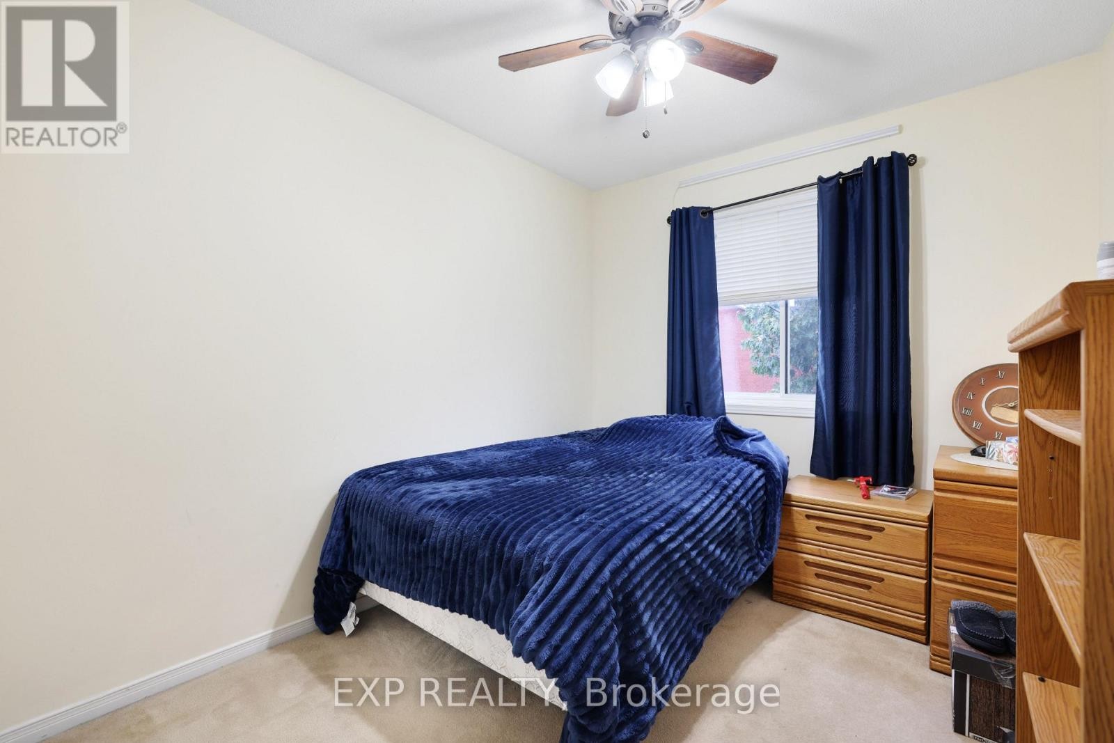 












19 WITTINGHAM DRIVE

,
Ottawa,




Ontario
K2G6H1

