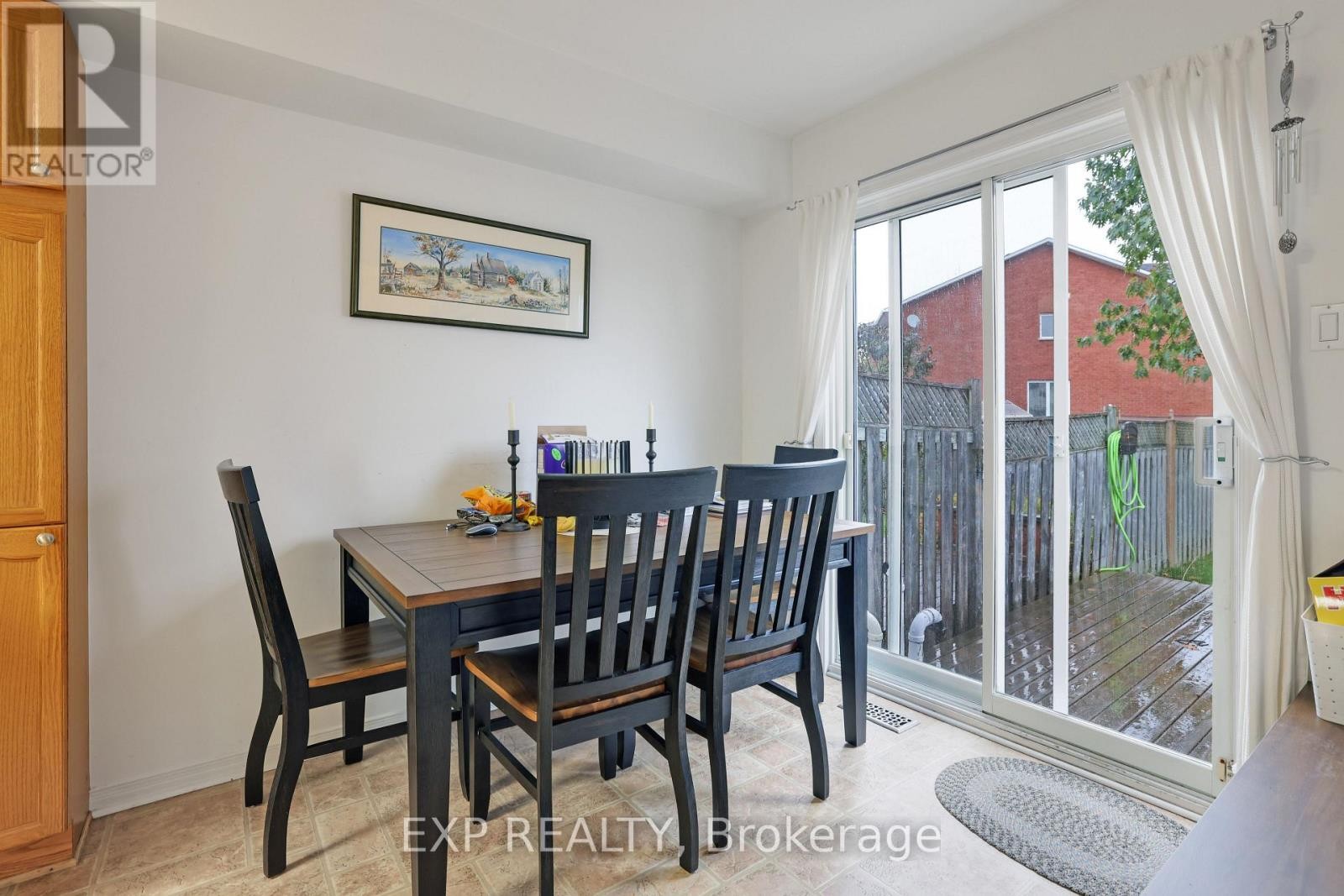 












19 WITTINGHAM DRIVE

,
Ottawa,




Ontario
K2G6H1

