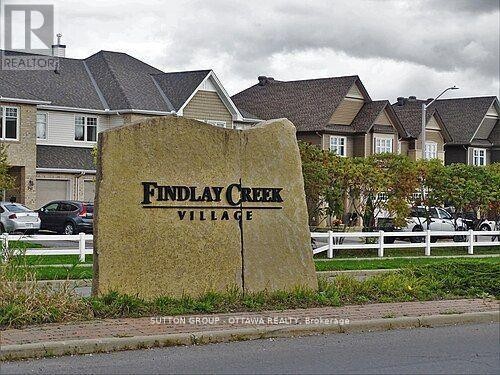 












732 WOOLER PLACE

,
Ottawa,




Ontario
K1T0T5

