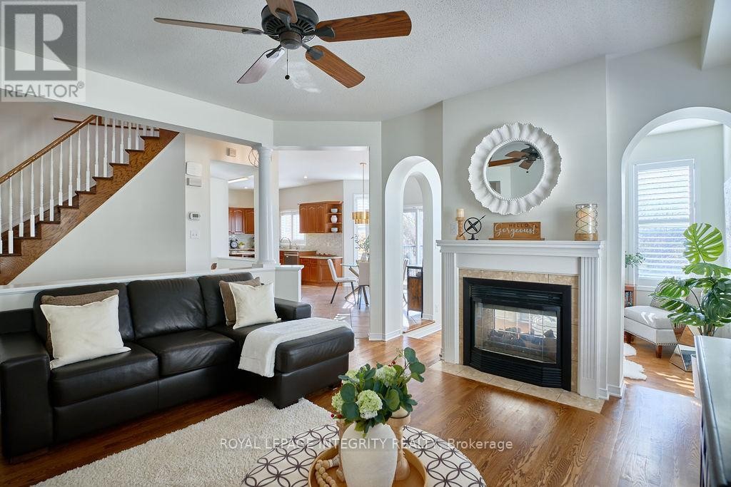 












57 INSMILL CRESCENT

,
Ottawa,




Ontario
K2T1G4

