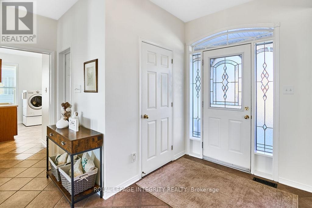 












57 INSMILL CRESCENT

,
Ottawa,




Ontario
K2T1G4

