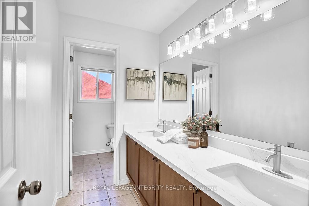 












57 INSMILL CRESCENT

,
Ottawa,




Ontario
K2T1G4

