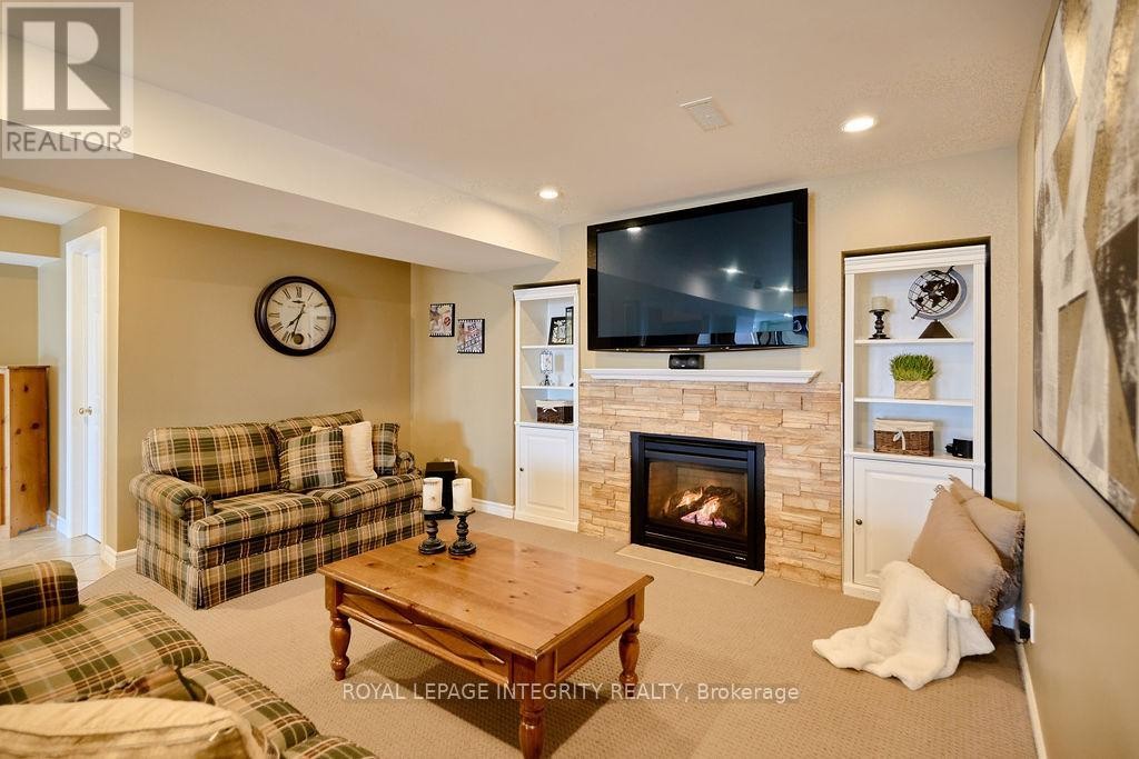 












57 INSMILL CRESCENT

,
Ottawa,




Ontario
K2T1G4

