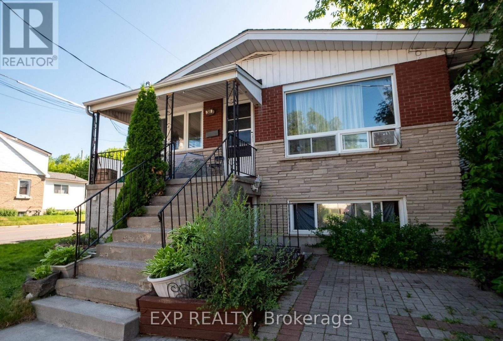 












310 PATTON STREET

,
Ottawa,




Ontario
K1L6G4

