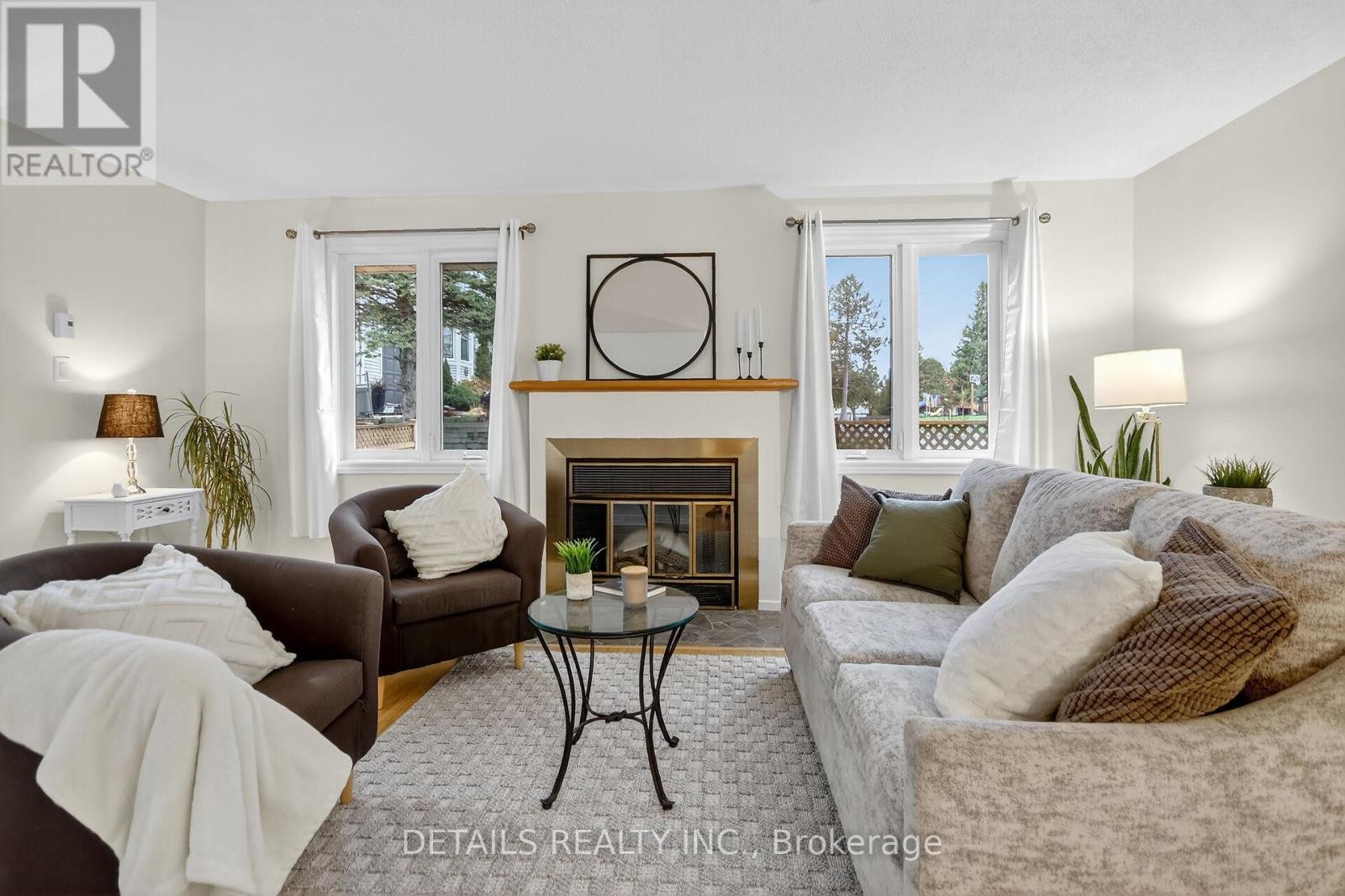 












F1 - 95 FINDLAY AVENUE

,
Carleton Place,




Ontario
K7C4G5

