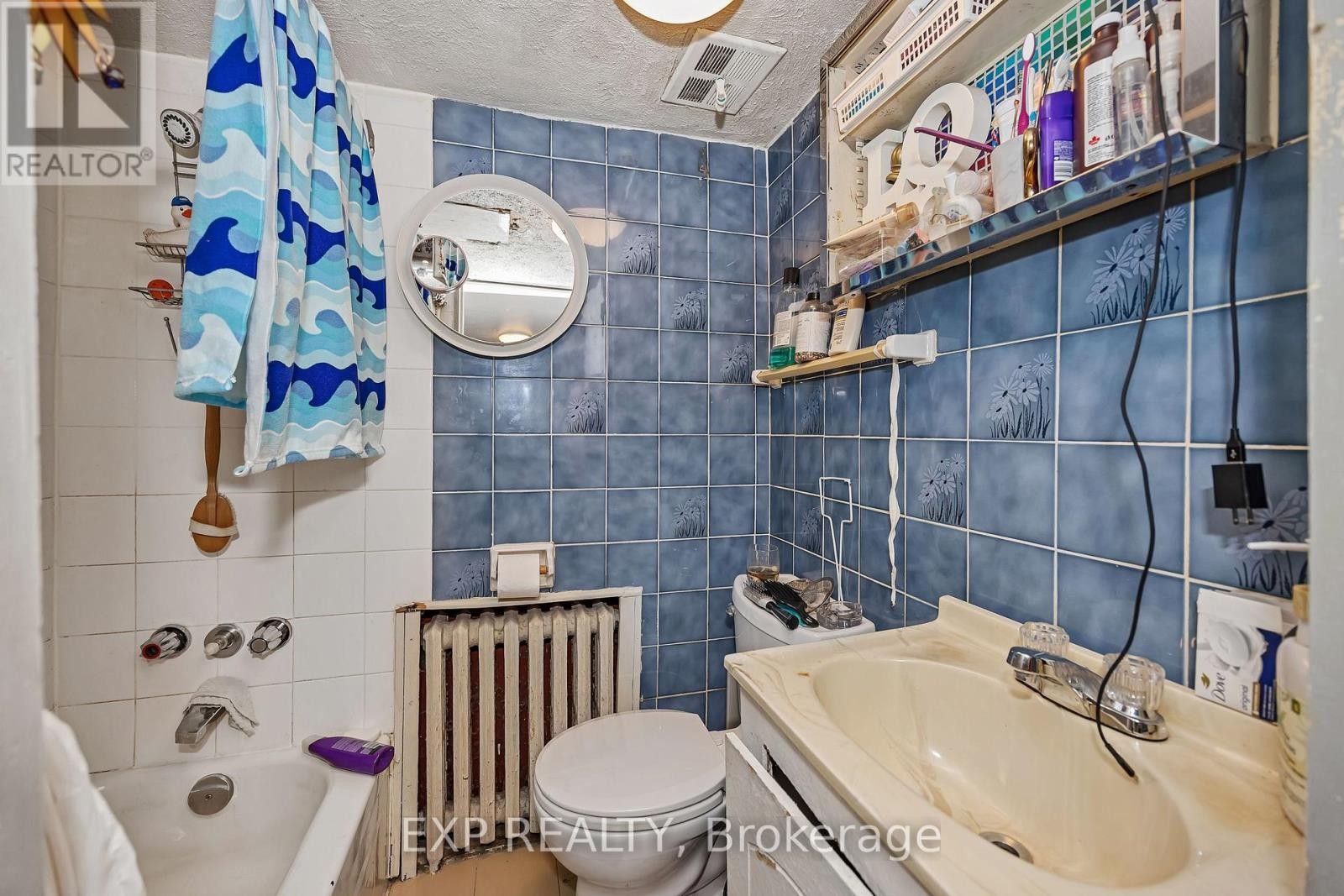 












171 DALY AVENUE

,
Ottawa,




Ontario
K1N6E8

