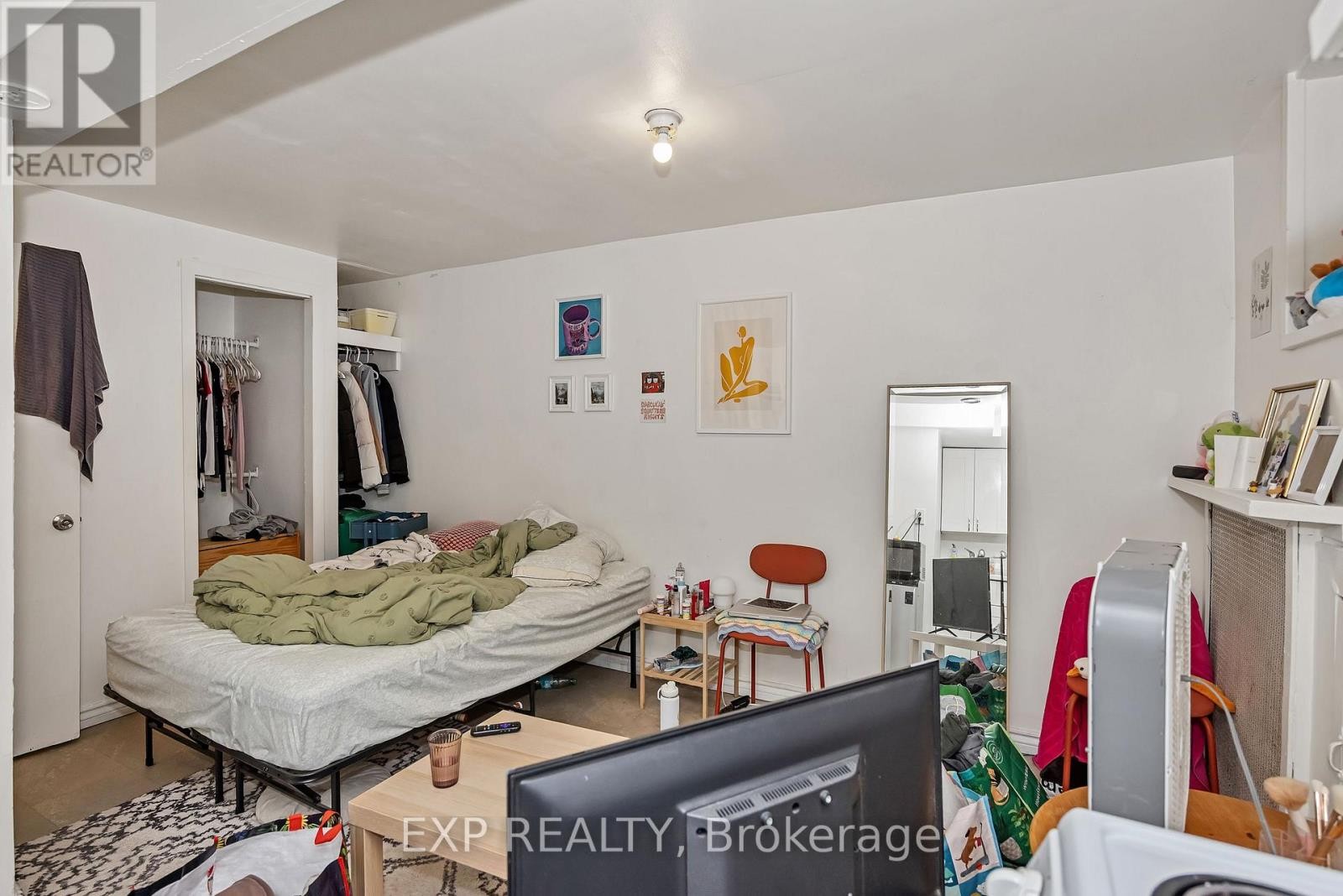 












171 DALY AVENUE

,
Ottawa,




Ontario
K1N6E8

