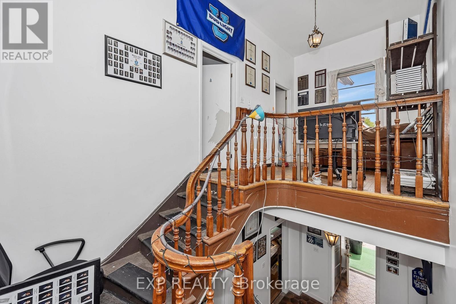 












171 DALY AVENUE

,
Ottawa,




Ontario
K1N6E8

