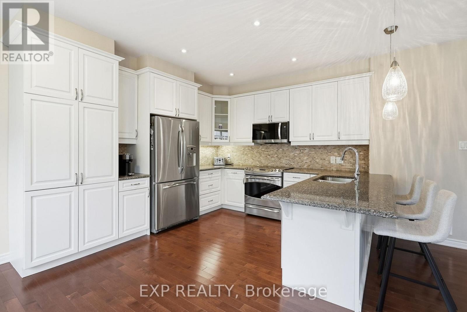 












612 CALLA LILY TERRACE

,
Ottawa,




Ontario
K4A0V3

