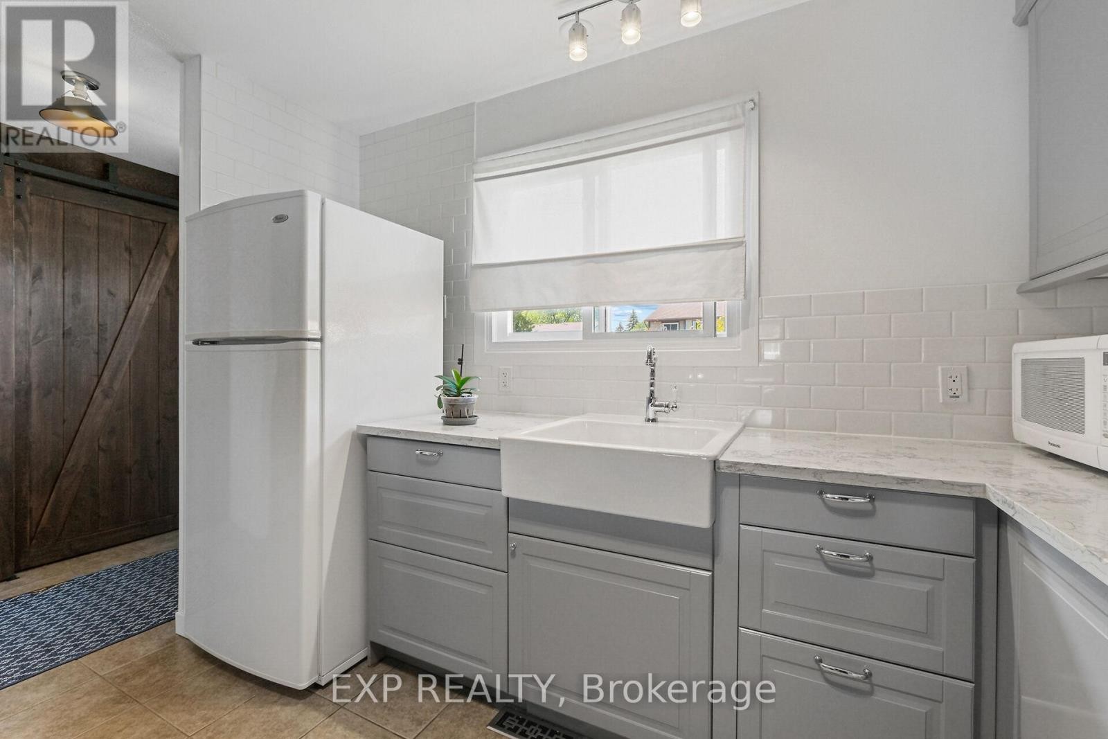 












60 - 6247 SUNDOWN CRESCENT

,
Ottawa,




Ontario
K1C2M1

