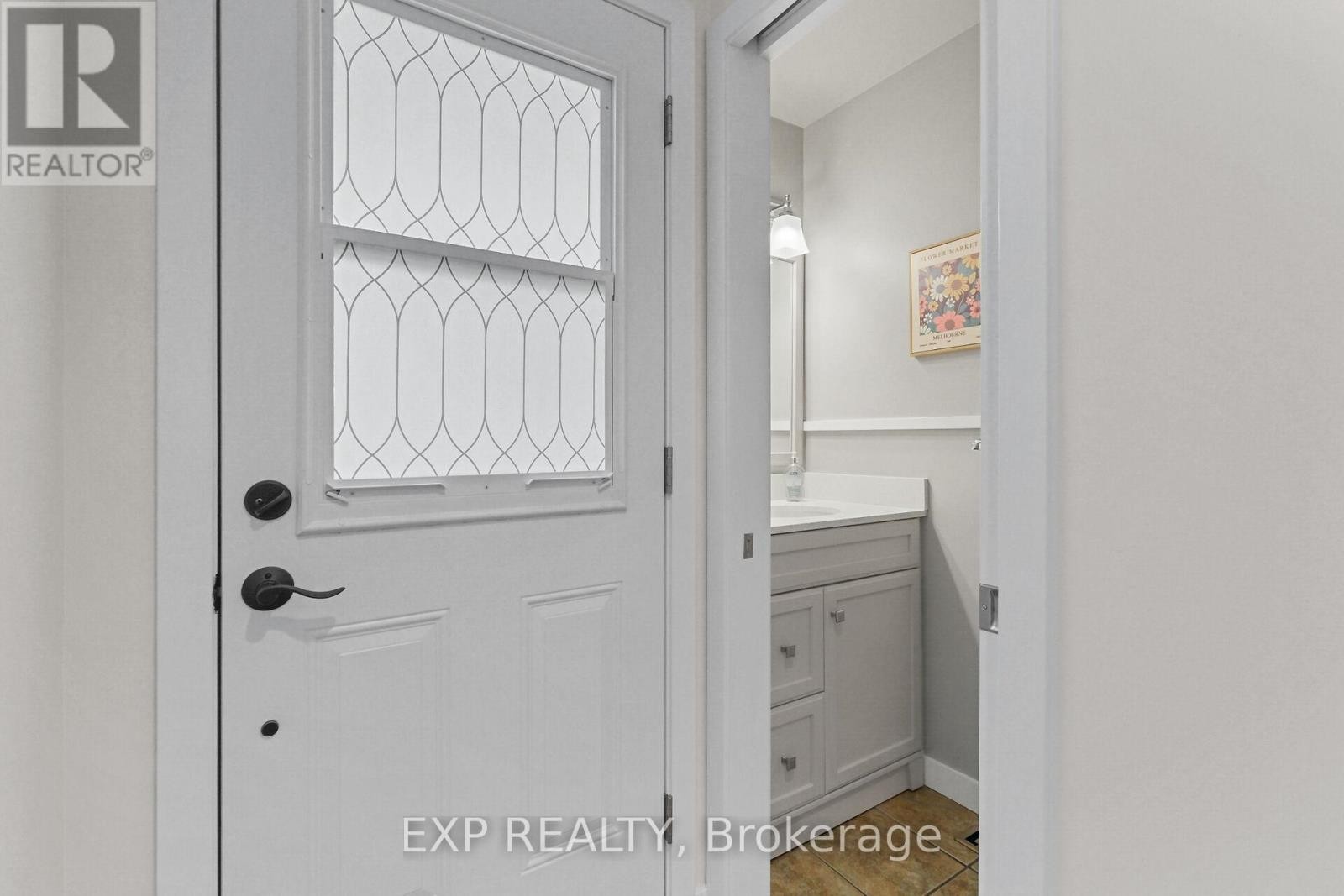 












60 - 6247 SUNDOWN CRESCENT

,
Ottawa,




Ontario
K1C2M1

