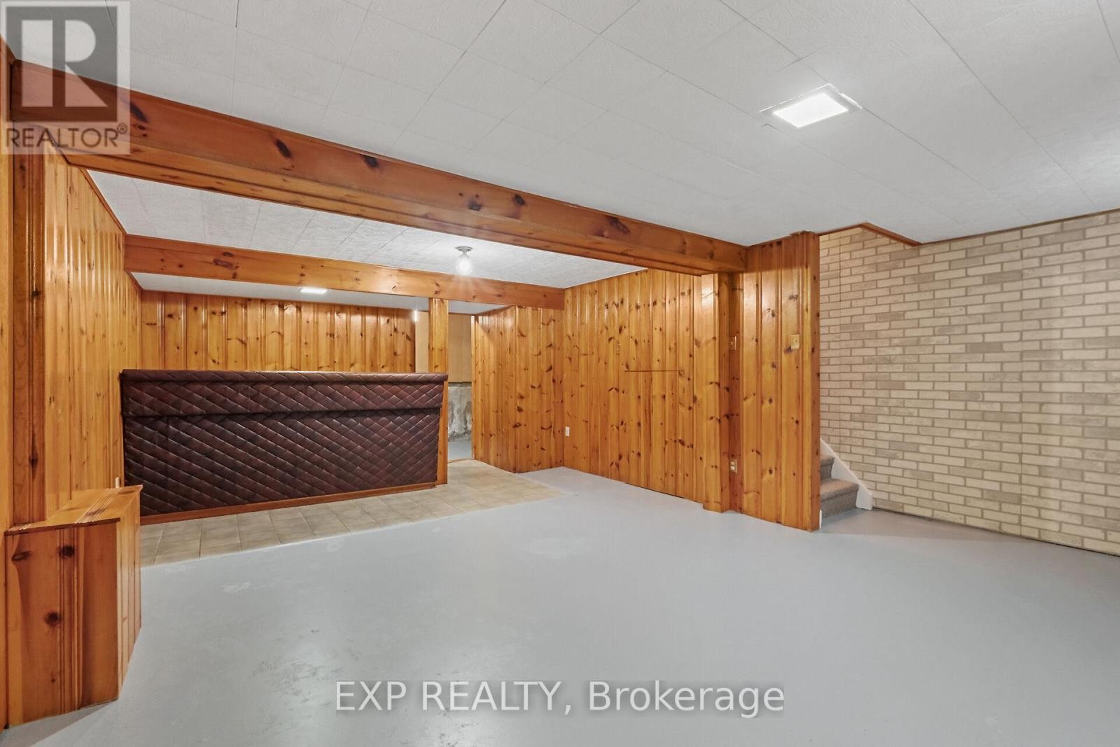 












60 - 6247 SUNDOWN CRESCENT

,
Ottawa,




Ontario
K1C2M1

