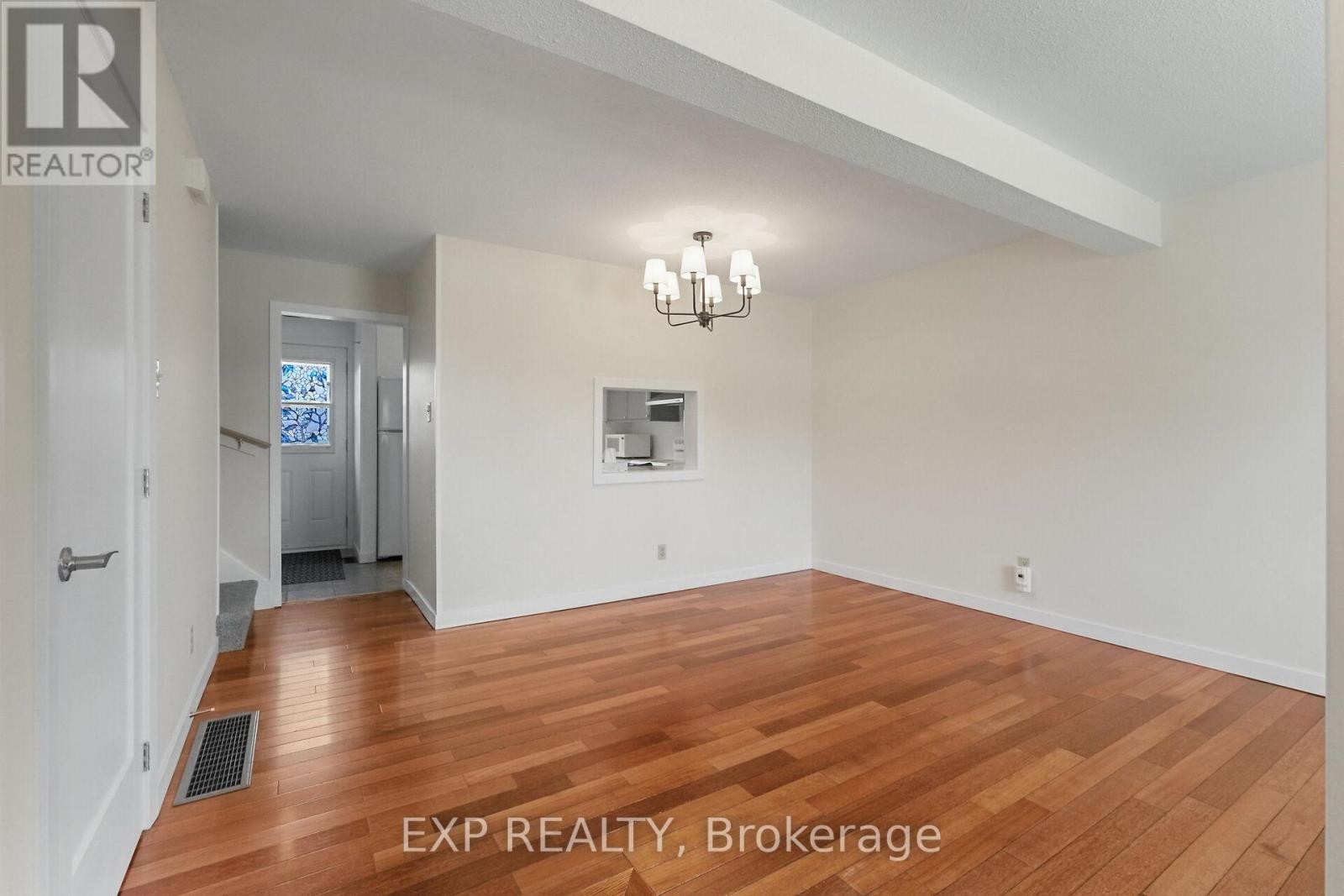 












60 - 6247 SUNDOWN CRESCENT

,
Ottawa,




Ontario
K1C2M1

