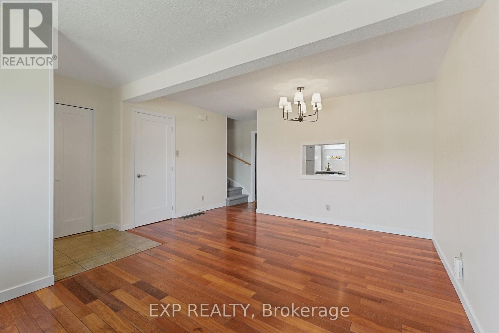 












60 - 6247 SUNDOWN CRESCENT

,
Ottawa,




Ontario
K1C2M1

