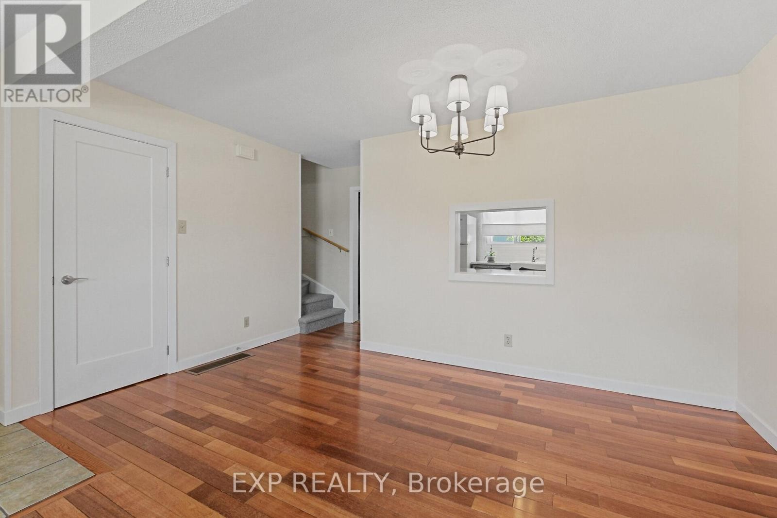 












60 - 6247 SUNDOWN CRESCENT

,
Ottawa,




Ontario
K1C2M1

