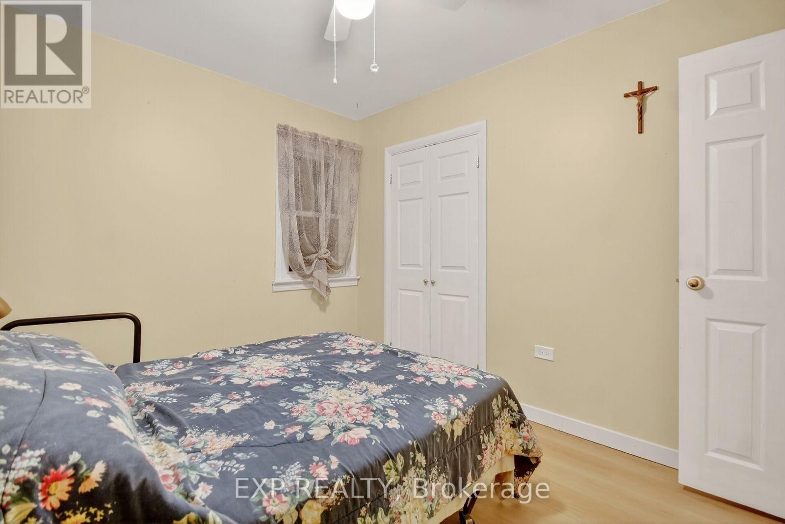 












41 HWY 5 W STREET

,
South Dundas,




Ontario
K0C1X0

