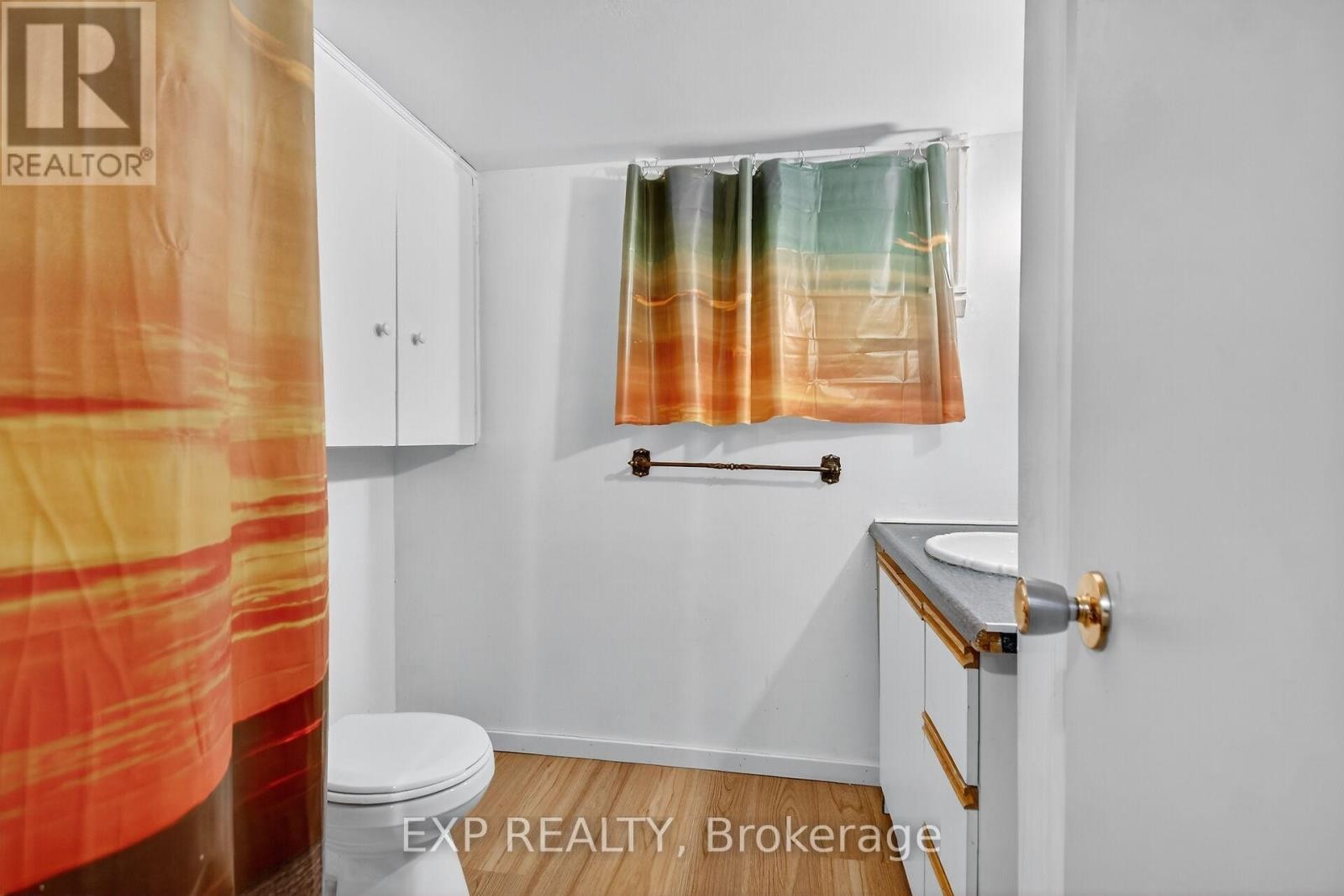 












41 HWY 5 W STREET

,
South Dundas,




Ontario
K0C1X0

