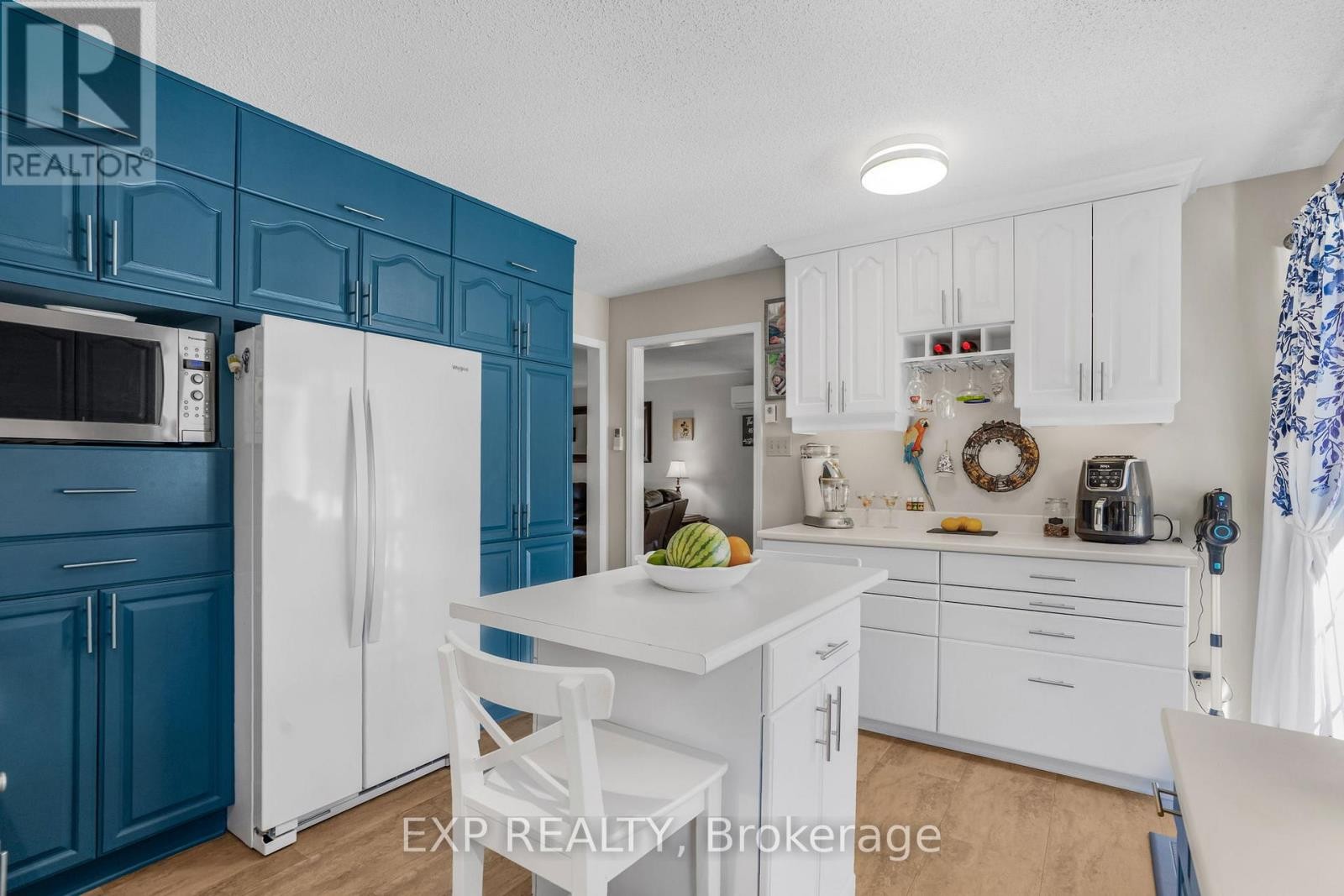 












1887 CANAAN ROAD

,
Clarence-Rockland,




Ontario
K4K1K9

