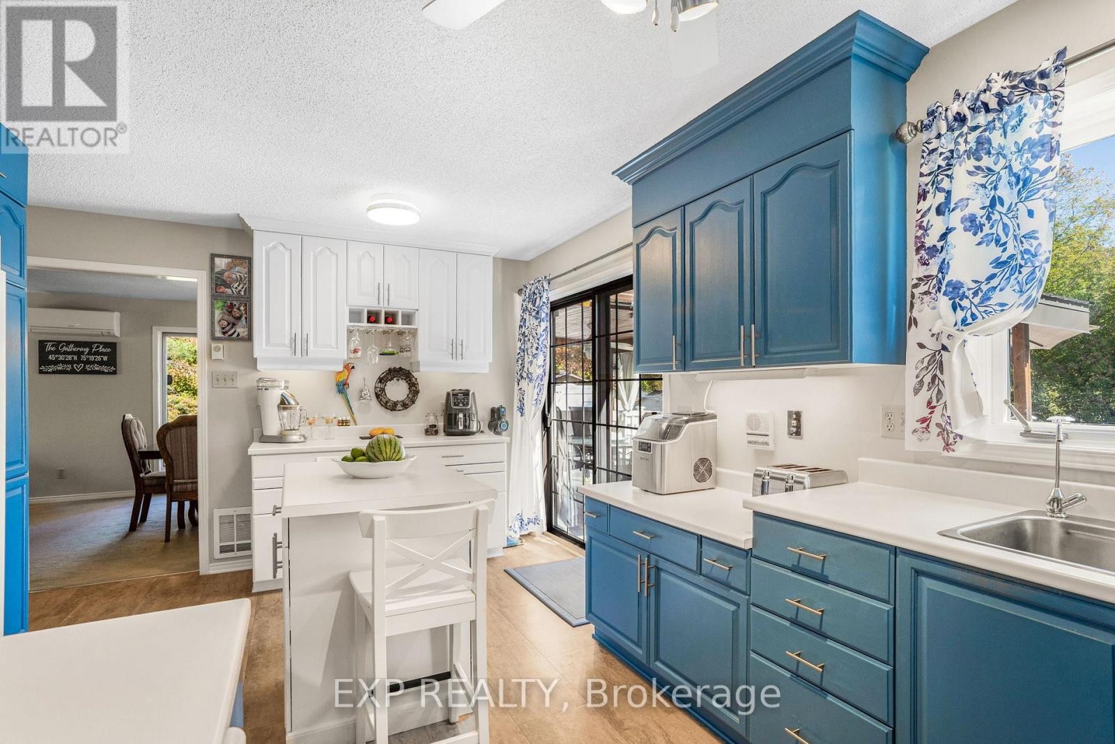 












1887 CANAAN ROAD

,
Clarence-Rockland,




Ontario
K4K1K9

