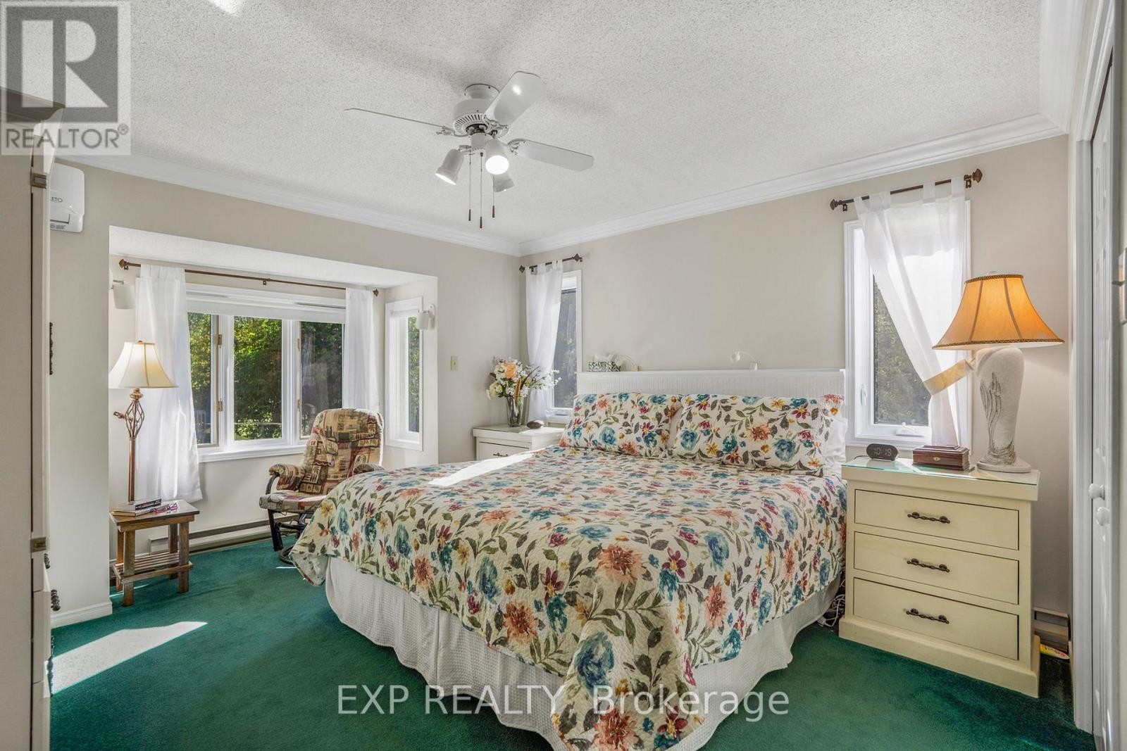 












1887 CANAAN ROAD

,
Clarence-Rockland,




Ontario
K4K1K9

