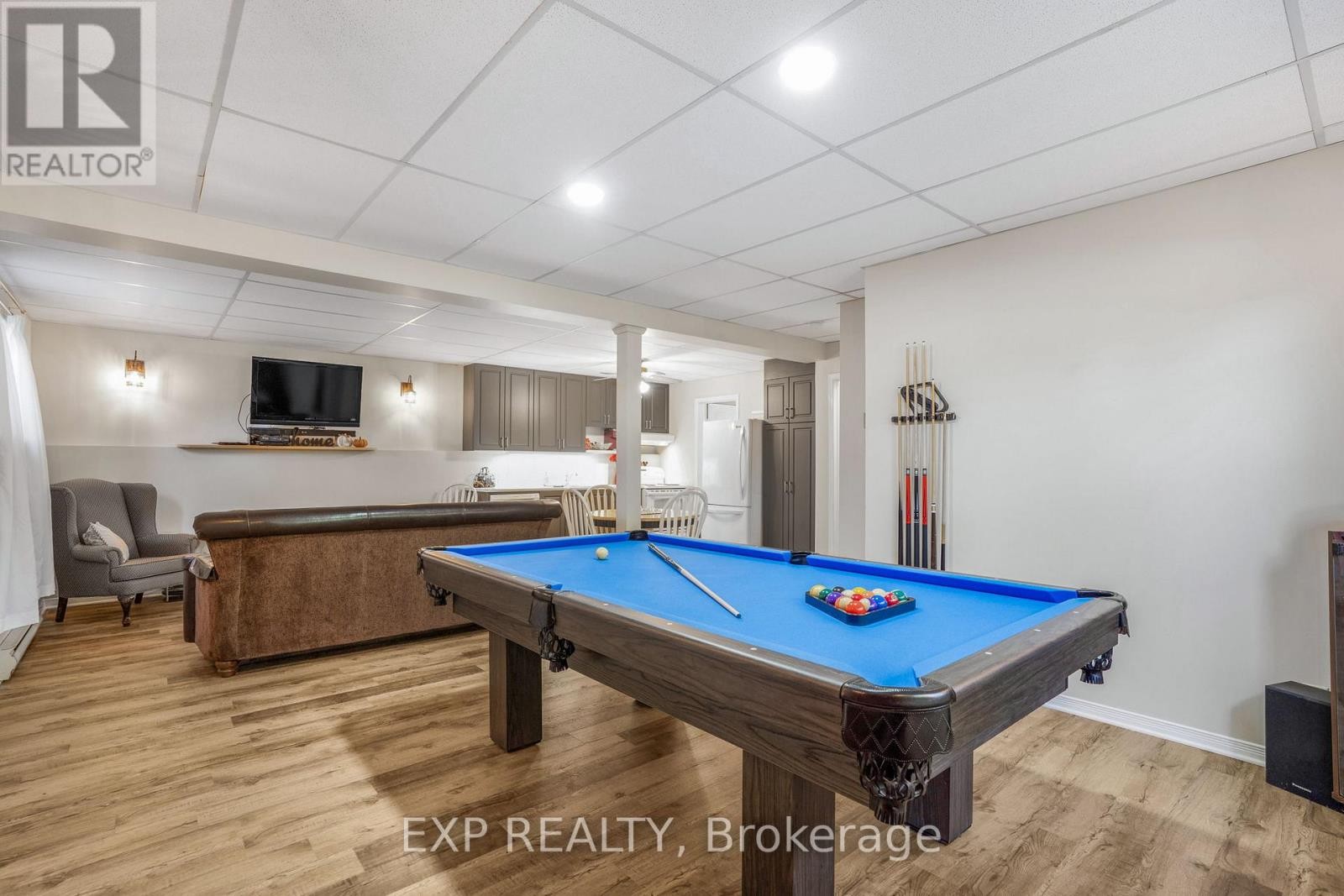 












1887 CANAAN ROAD

,
Clarence-Rockland,




Ontario
K4K1K9

