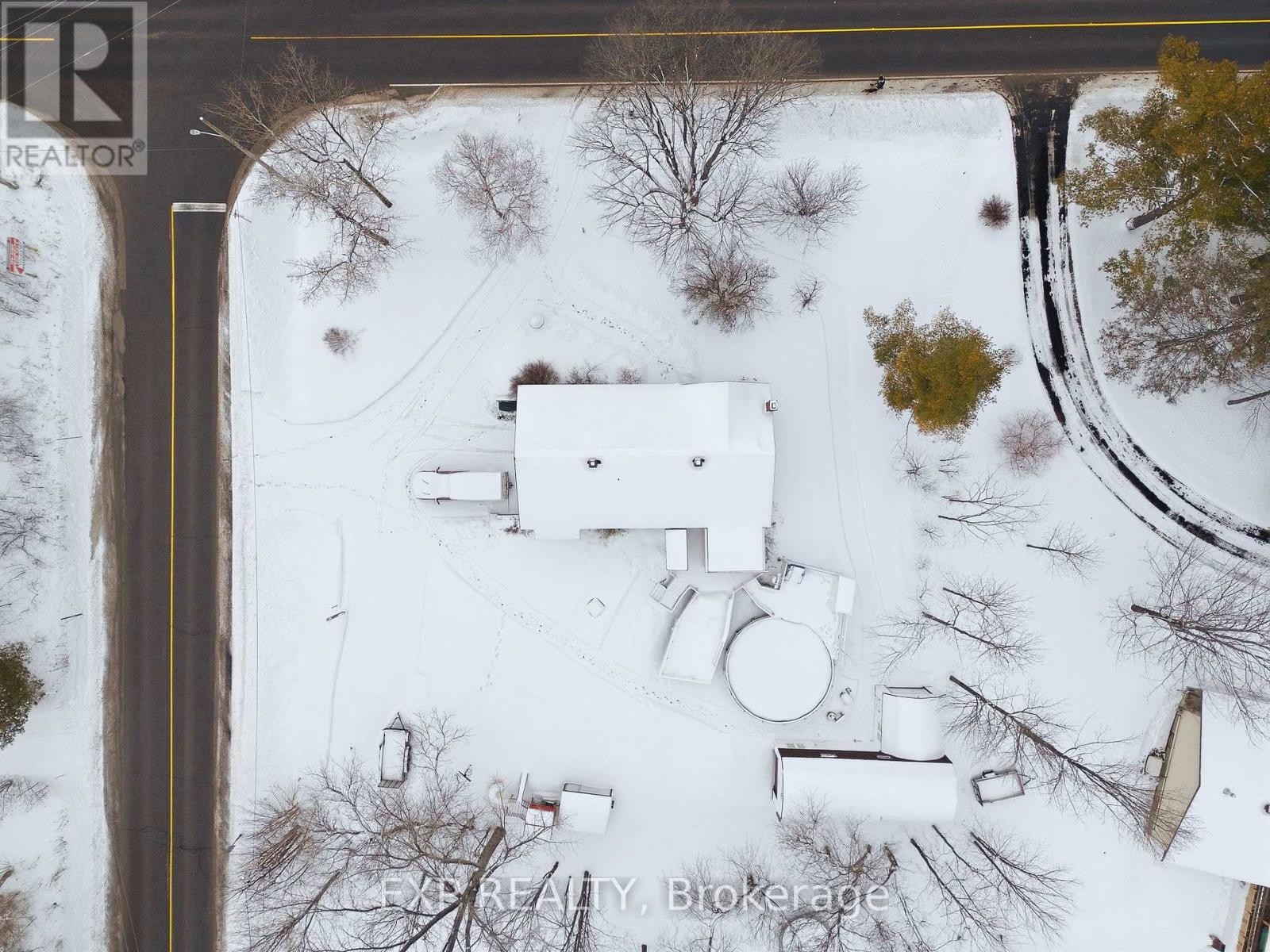 












1887 CANAAN ROAD

,
Clarence-Rockland,




Ontario
K4K1K9

