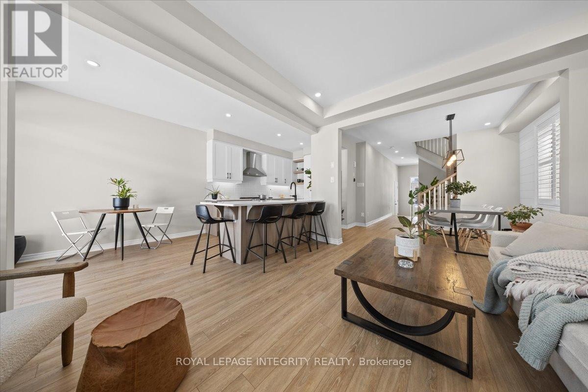 












355 CROSSWAY TERRACE

,
Ottawa,




Ontario
K2S2Z3

