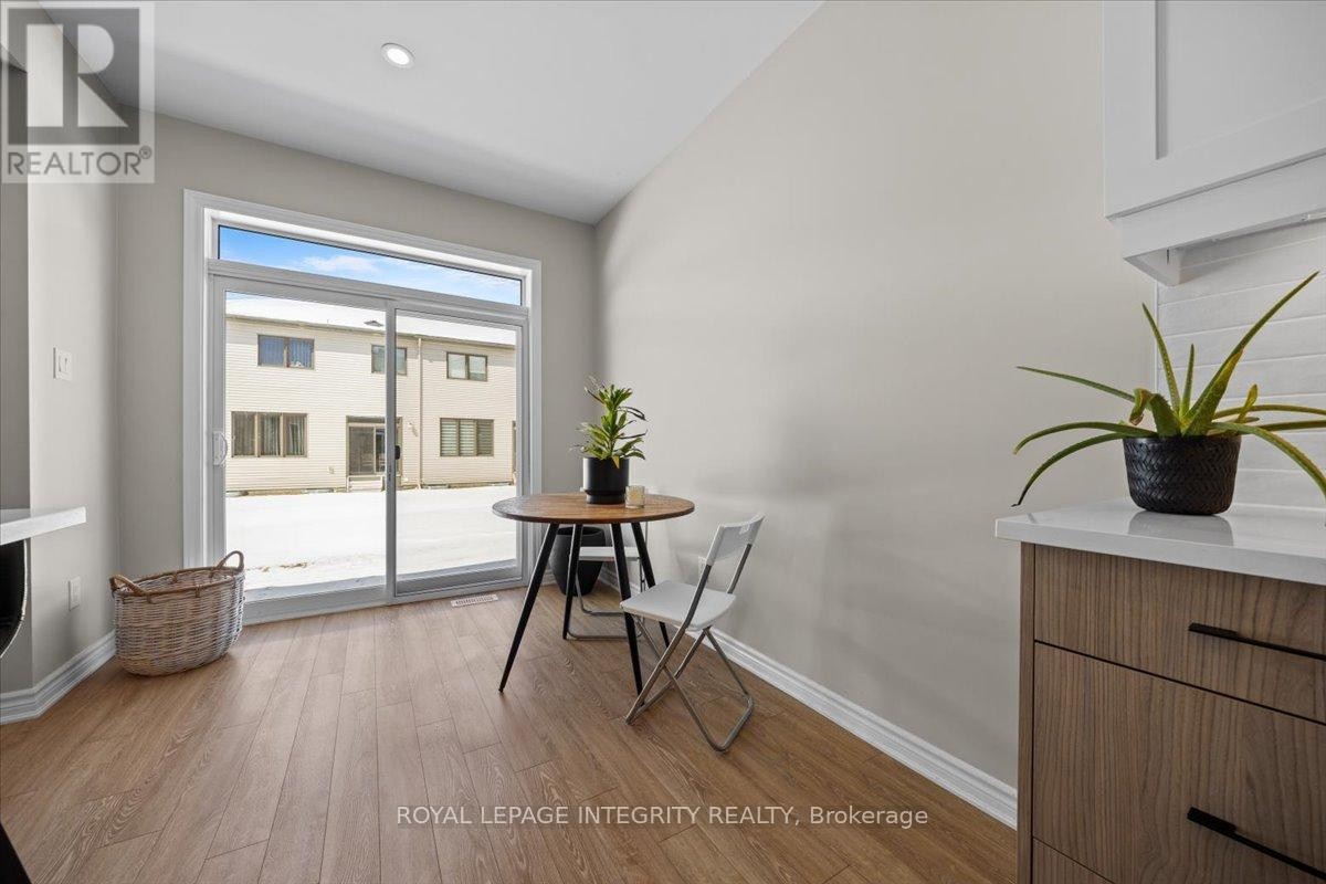 












355 CROSSWAY TERRACE

,
Ottawa,




Ontario
K2S2Z3

