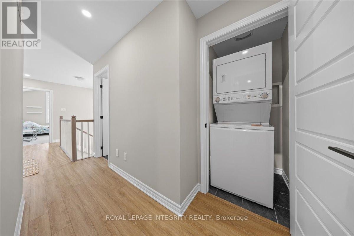 












355 CROSSWAY TERRACE

,
Ottawa,




Ontario
K2S2Z3

