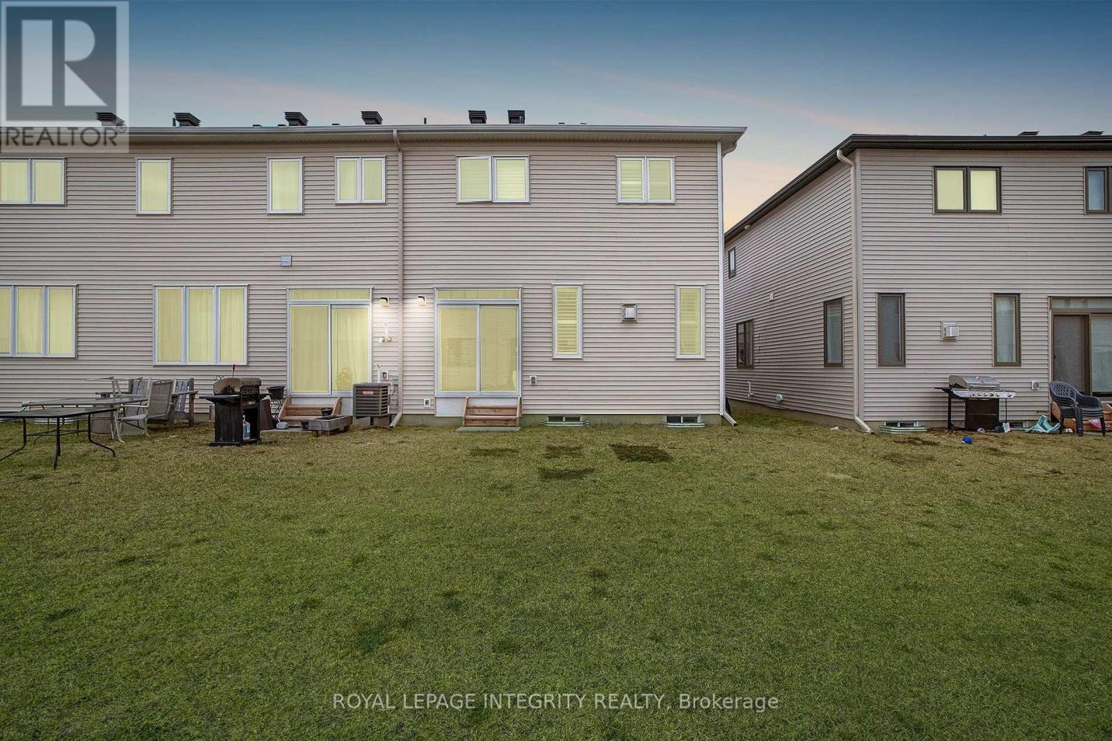 












355 CROSSWAY TERRACE

,
Ottawa,




Ontario
K2S2Z3

